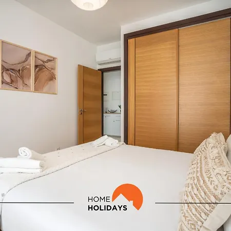 #194 Dream Flat By Holidays *